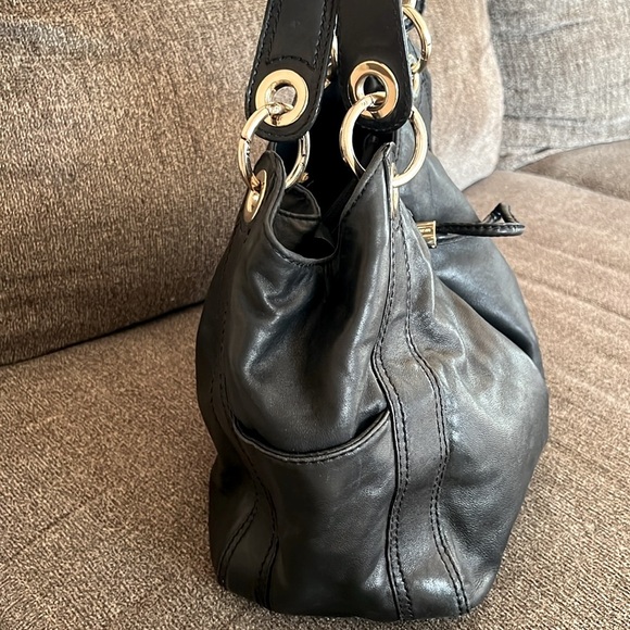 MICHAEL KORS Black Soft Leather Pleated Drawstring Satchel Gold Bag - Picture 4 of 12